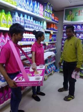 Promoters at Mall Activity