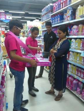 Promoters at Mall Activity